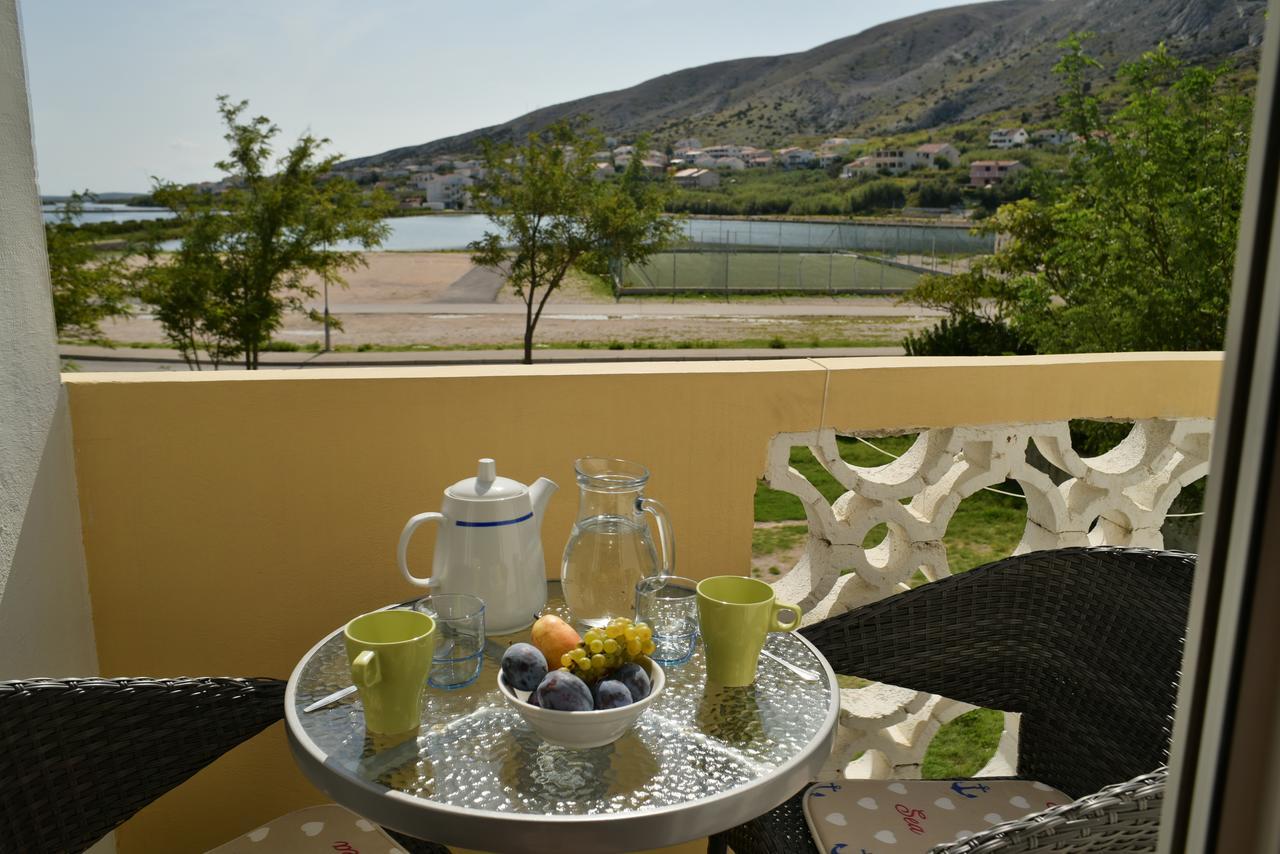 Apartments Galeb Pag - Beach Pag Town Εξωτερικό φωτογραφία